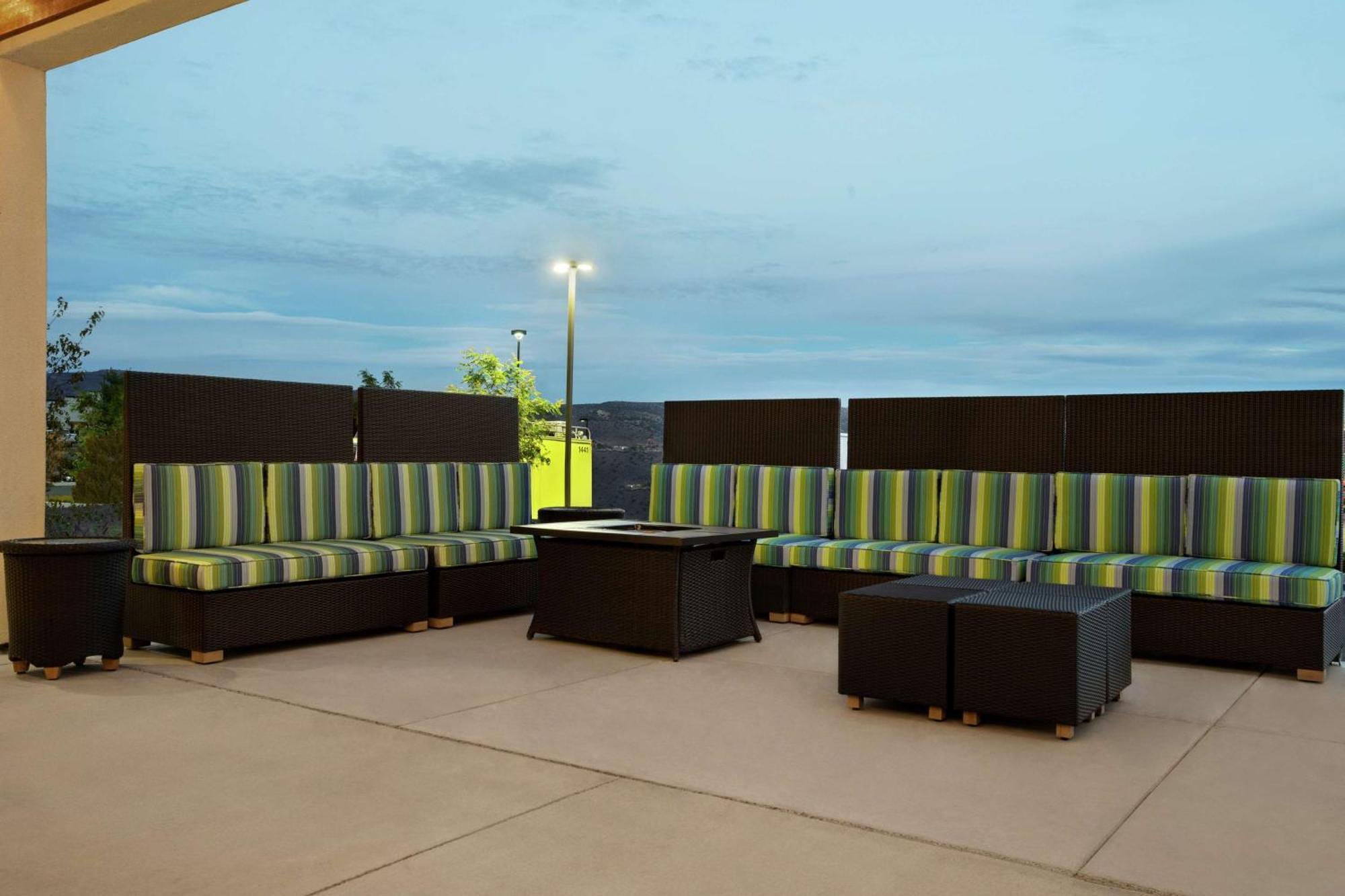 Home2 Suites By Hilton Elko Exterior photo